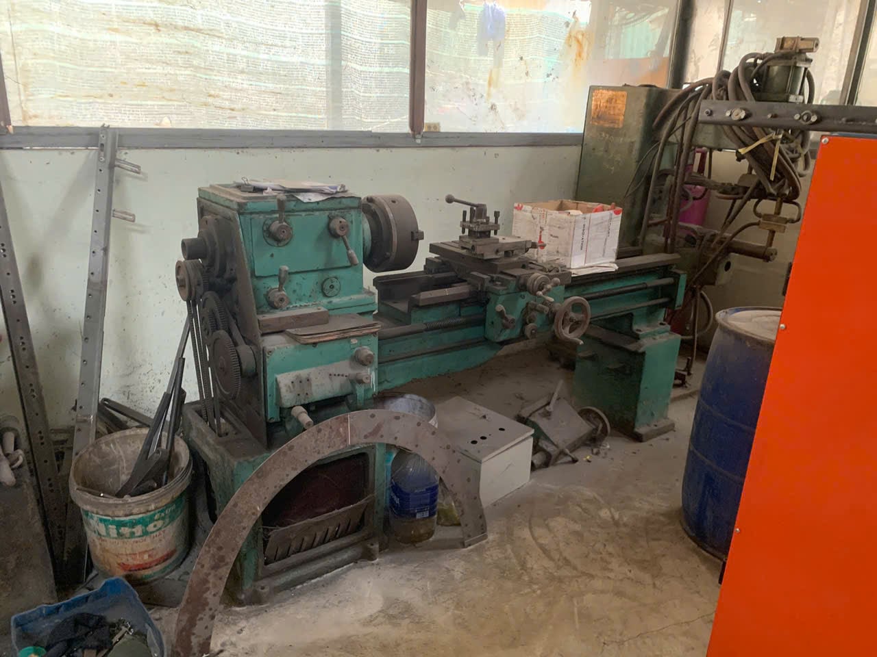 Lathe machine